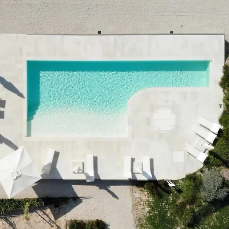 Villa Stylish Loft In A With Pool Access Monsano